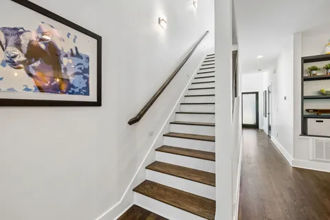 $885,000 | 2320 Dalebrook Court, Nashville, TN 37206