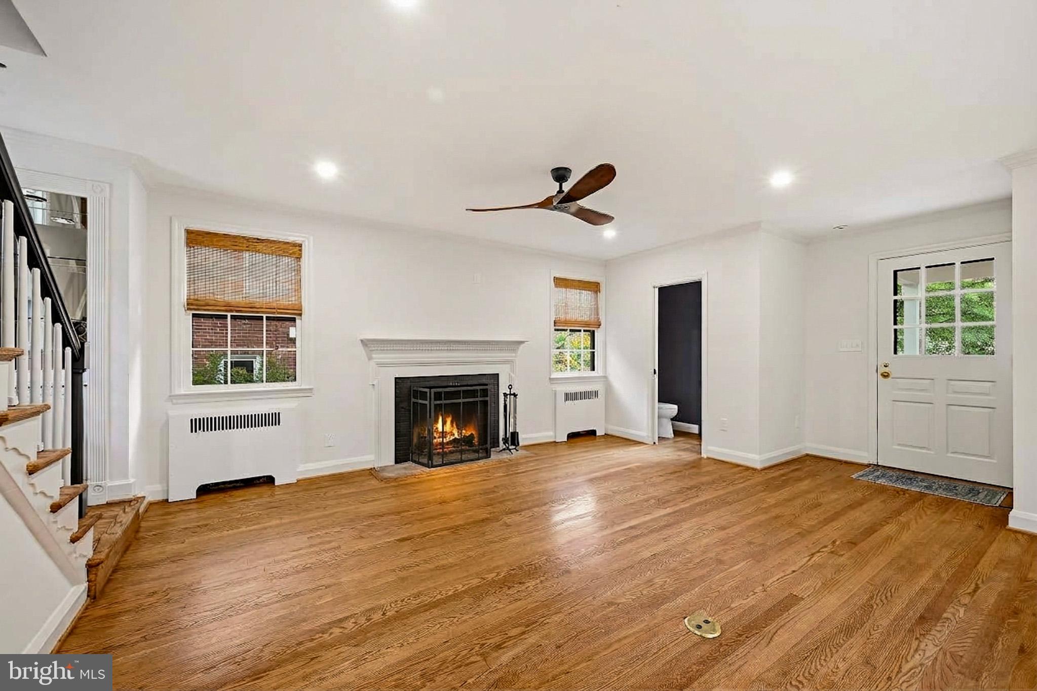 6905 Kenleigh Road Baltimore, MD 21212 - Photo 9 of 51 Living room