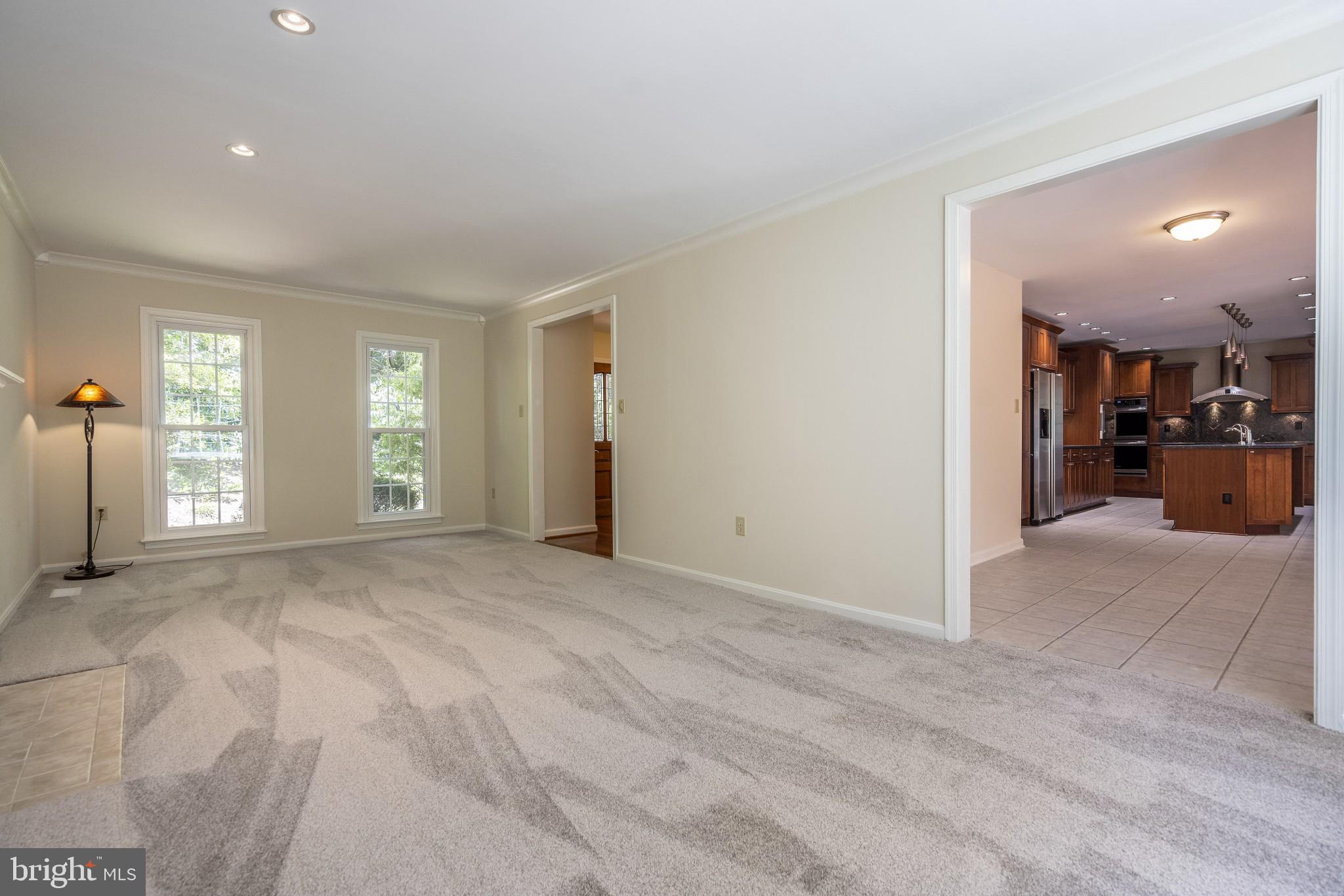 3276 Fox Mill Road Oakton, VA 22124 - Photo 5 of 45 Living room convenient to kitchen
