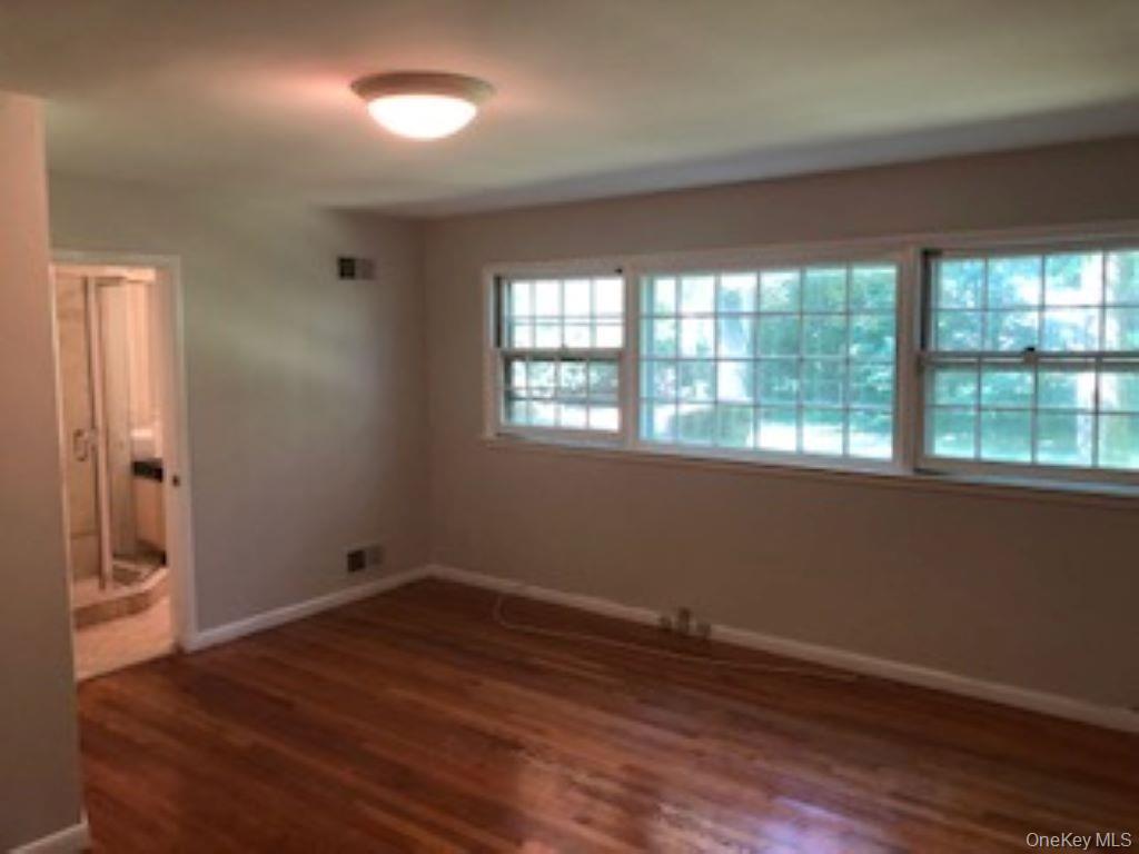 216 Mamaroneck Road Scarsdale, NY 10583 - Photo 7 of 16 In-law/Nanny suite w/own entrance door