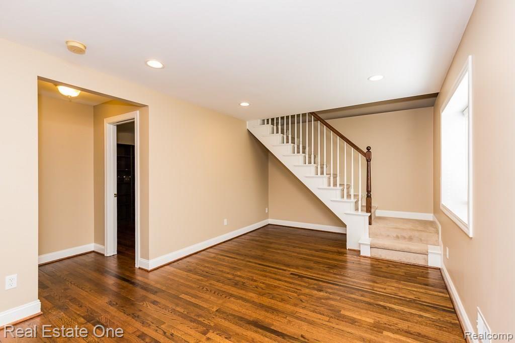 763 Elizabeth Street Rochester, MI 48307 - Photo 16 of 48 Elizabeth-W016.jpg