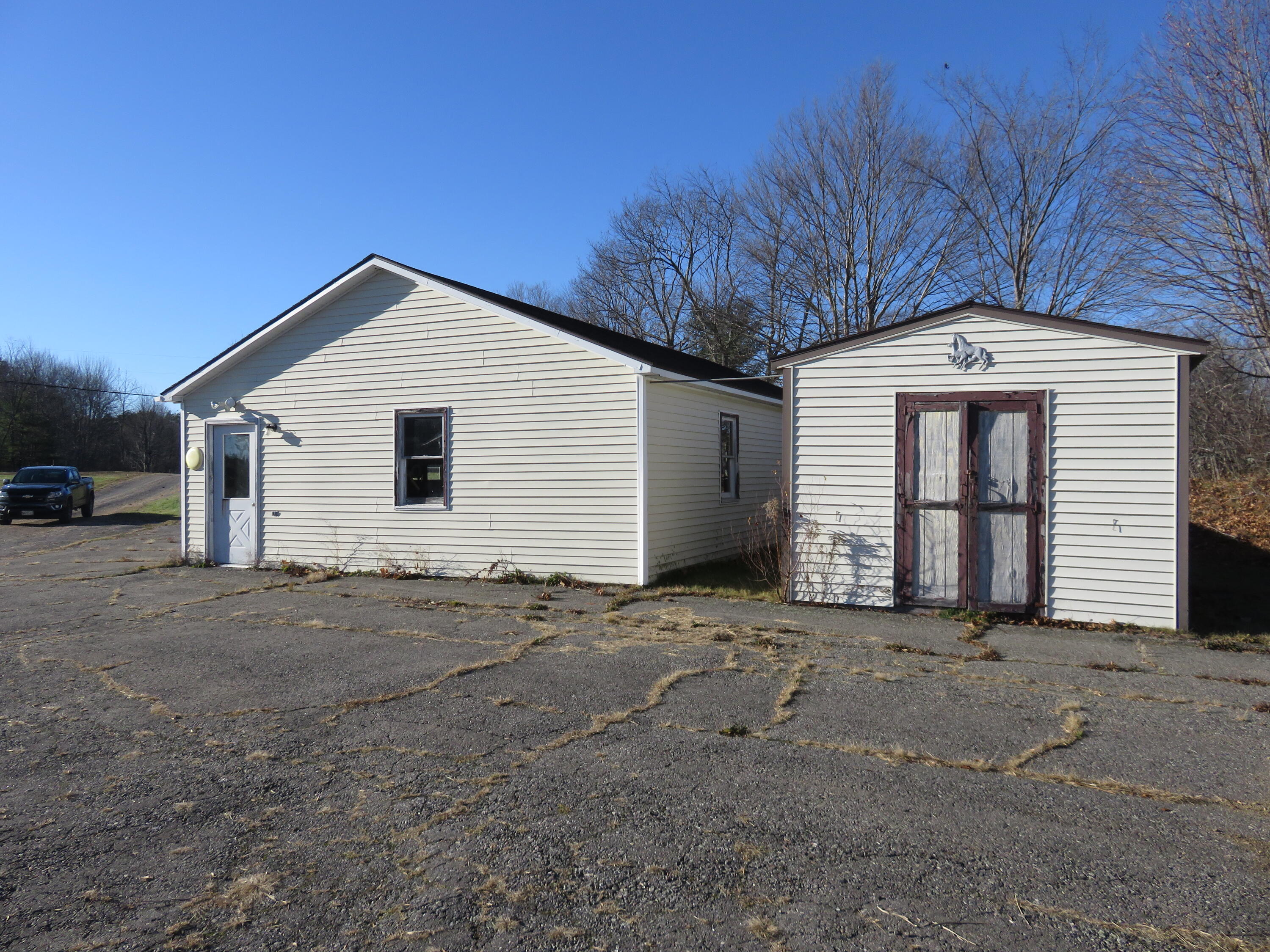 342 South Hunts Meadow Road Whitefield, ME 04353 - Photo 9 of 19 IMG_3434