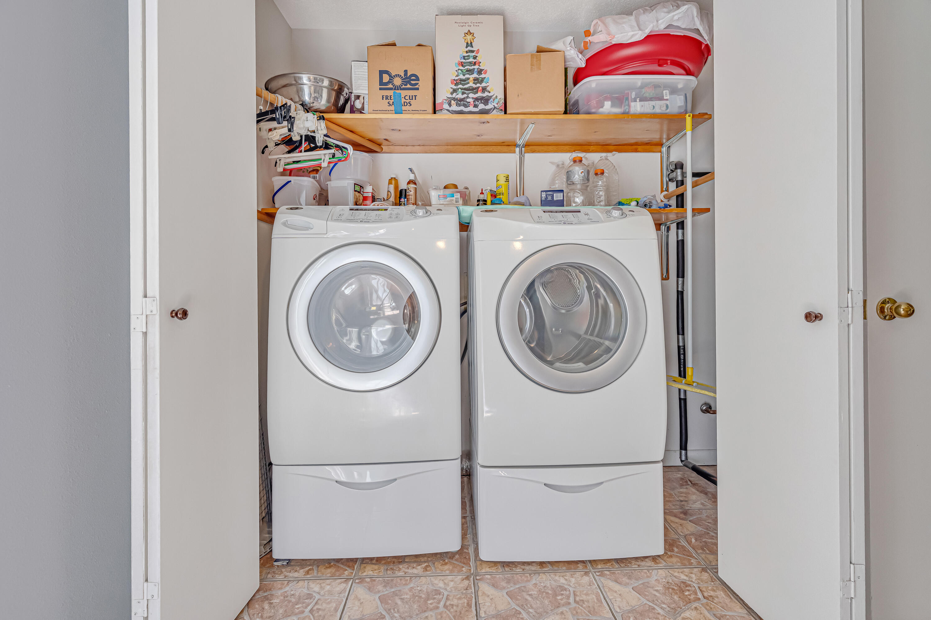 1401 Greenwood Road Baker, FL 32531 - Photo 25 of 61 a utility room with dryer and washer