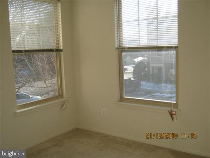 1706 Ascot Way, Unit D Reston, VA 20190 - Photo 4 of 7 Dining Area
