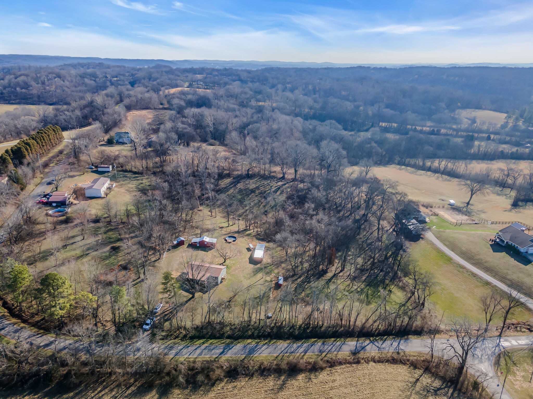 3197 Stephens Road Columbia, TN 38401 - Photo 3 of 46 a view of city and mountain