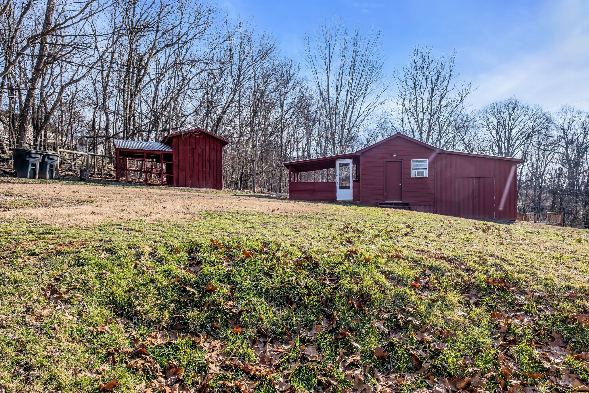 3197 Stephens Road Columbia, TN 38401 - Photo 31 of 46 a big yard with large trees