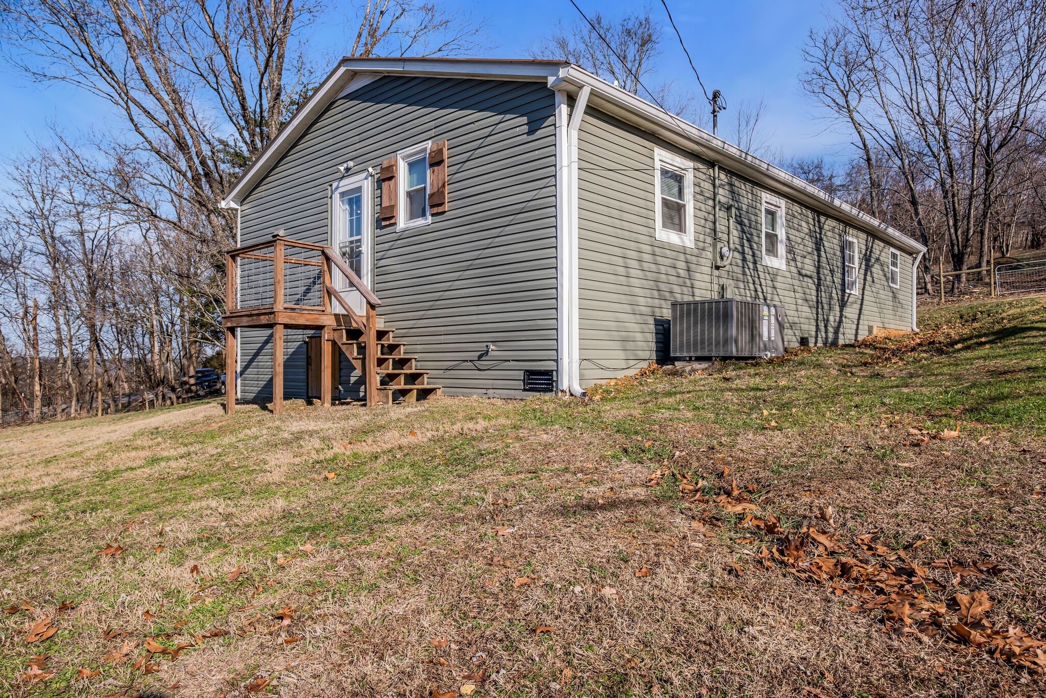 3197 Stephens Road Columbia, TN 38401 - Photo 35 of 46 a view of a house with a yard