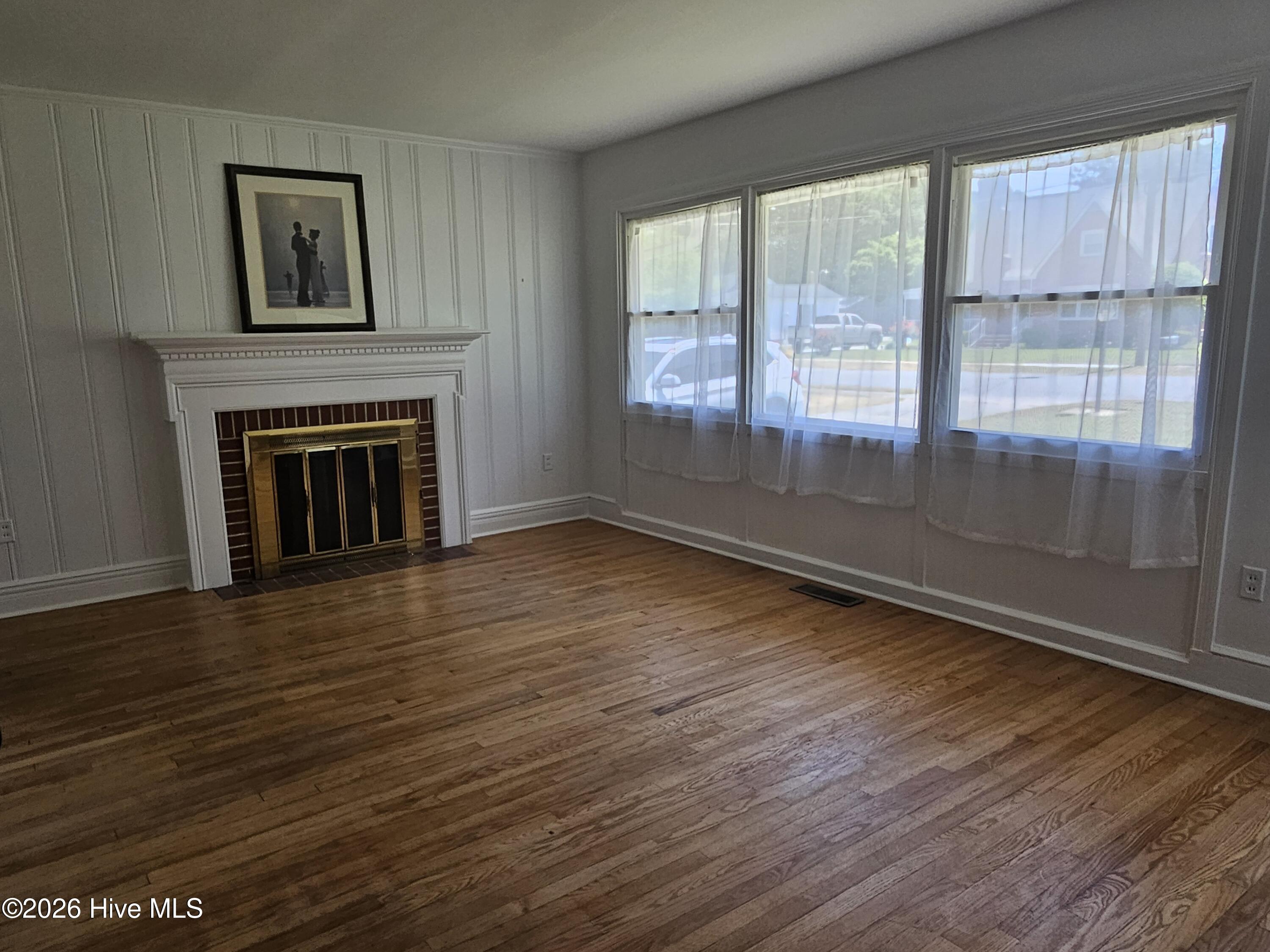 405 Lafayette Street Clinton, NC 28328 - Photo 6 of 27 20260424_121745