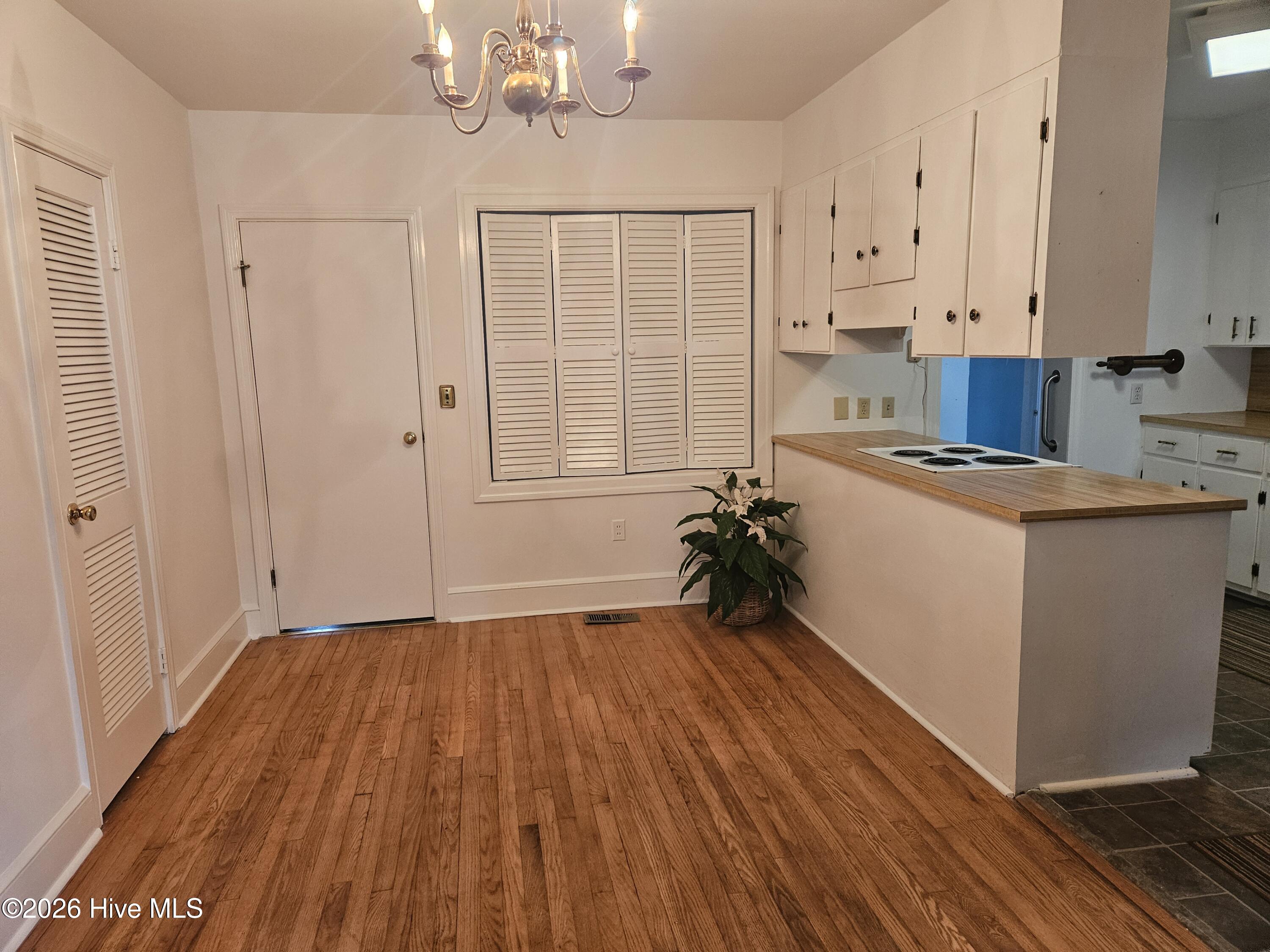 405 Lafayette Street Clinton, NC 28328 - Photo 8 of 27 20260420_163225