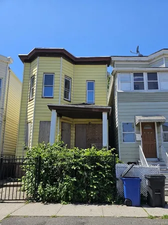 $349,000 | 146 South 13th Avenue, Mount Vernon, NY 10550