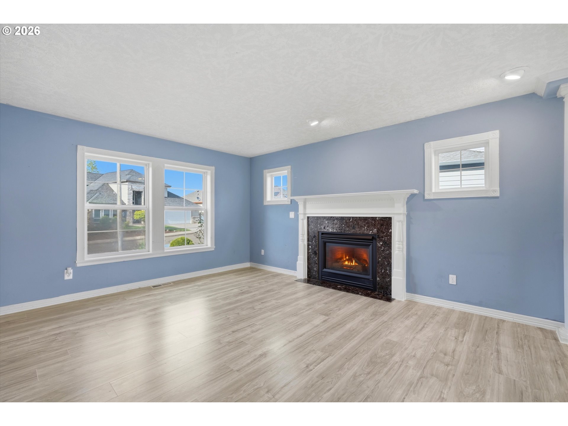 328 Southwest 38th Loop Gresham, OR 97080 - Photo 12 of 43 Fireplace