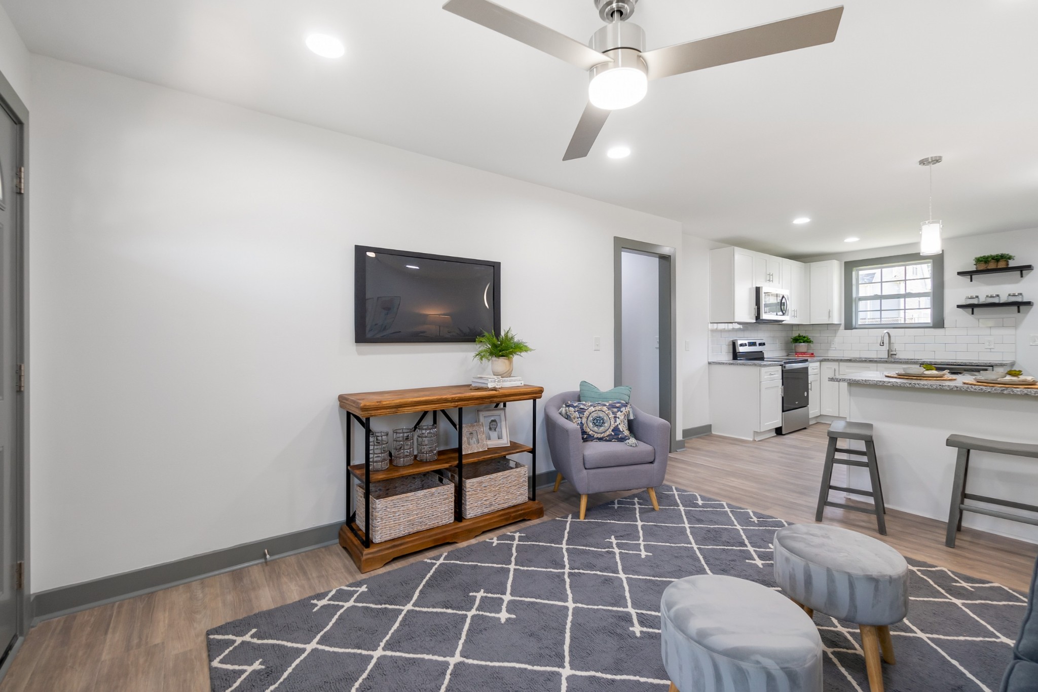 3242 Viking Road Nashville, TN 37218 - Photo 7 of 27 Gallery Image 7