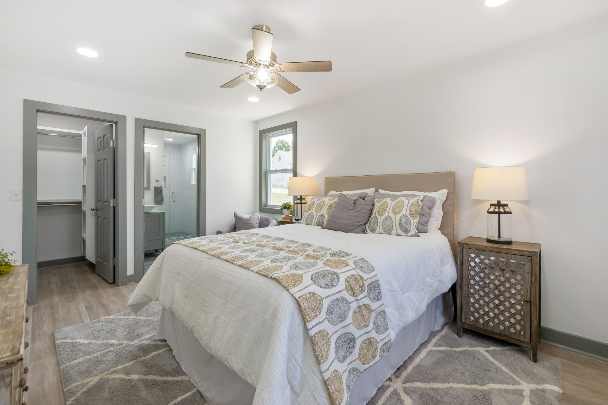 3242 Viking Road Nashville, TN 37218 - Photo 8 of 27 Gallery Image 8