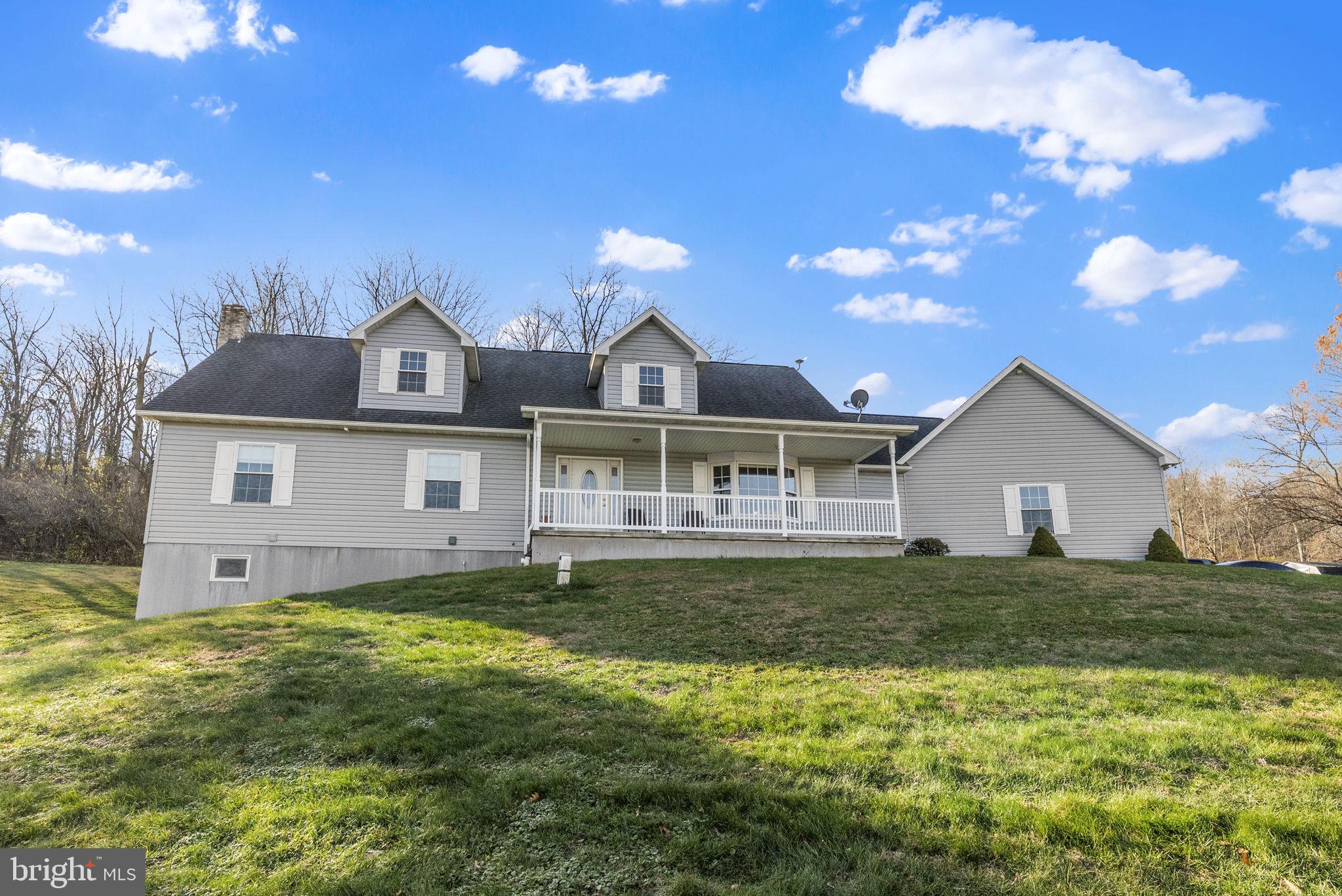 297 Orchard Road Mohnton, PA 19540 - Photo 3 of 39 Gallery Image 3