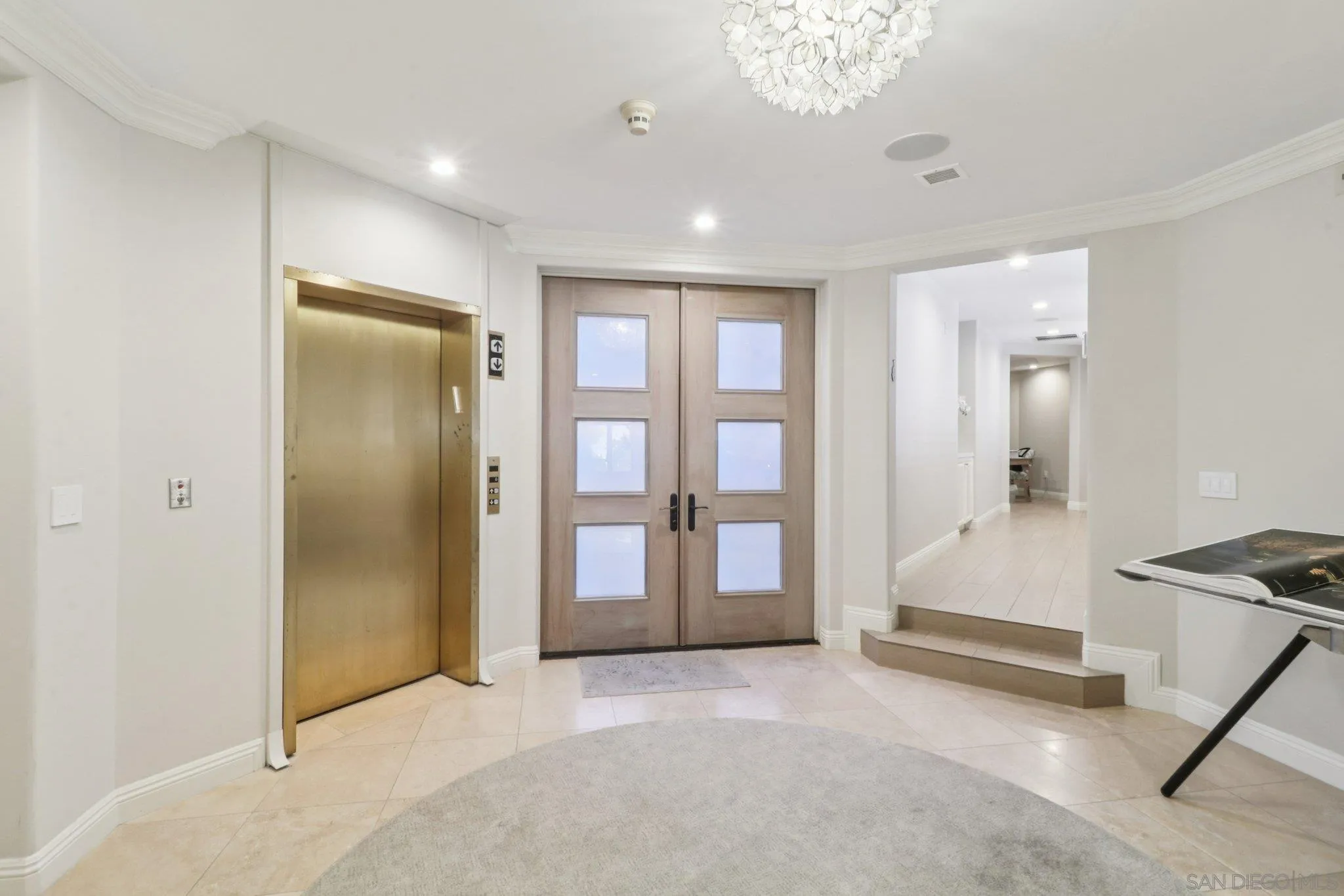 464 Prospect Street, Unit 101 La Jolla, CA 92037 - Photo 6 of 65 a view of an empty room