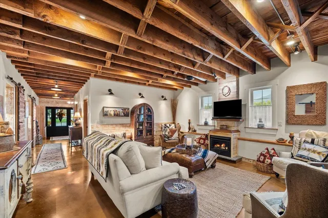 $1,700,000 | 510 East Main Avenue, Chewelah, WA 99109