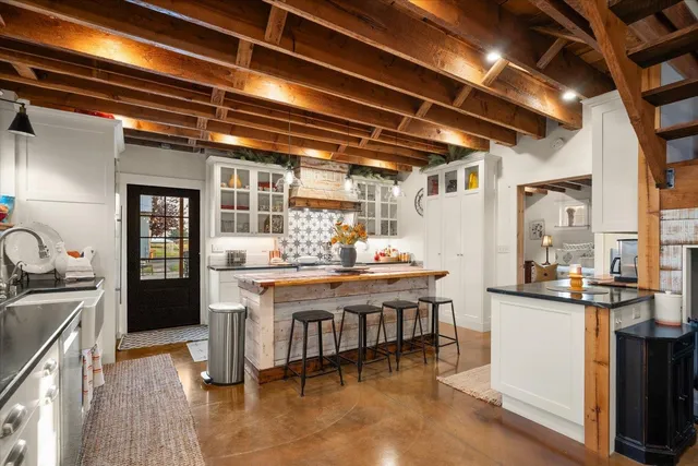 $1,700,000 | 510 East Main Avenue, Chewelah, WA 99109