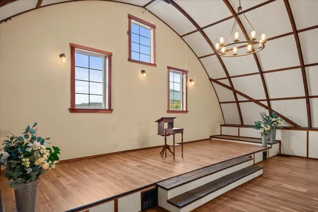 $1,700,000 | 510 East Main Avenue, Chewelah, WA 99109