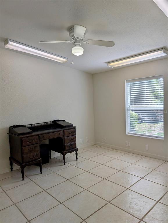 1502 East T Hitte Trail Seffner, FL 33584 - Photo 13 of 22