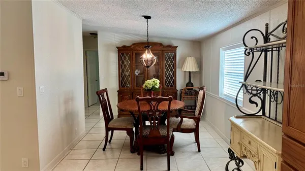 $339,900 | 1502 East T Hitte Trail, Seffner, FL 33584