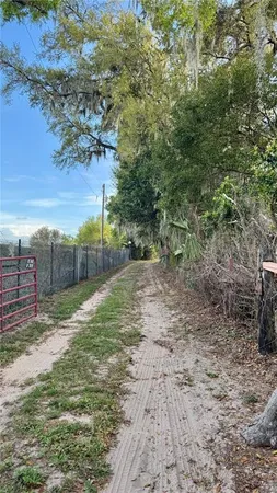 $339,900 | 1502 East T Hitte Trail, Seffner, FL 33584