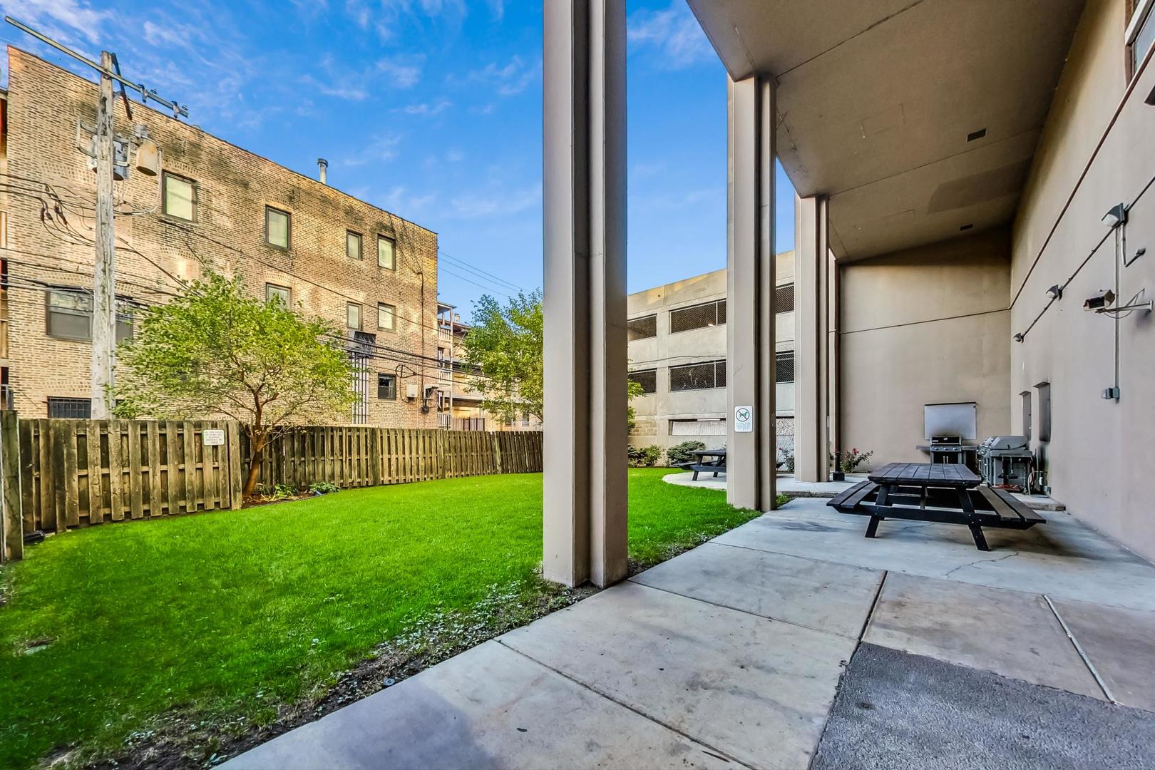 5320 North Sheridan Road, Unit 311 Chicago, IL 60640 - Photo 36 of 42 Gallery Image 36