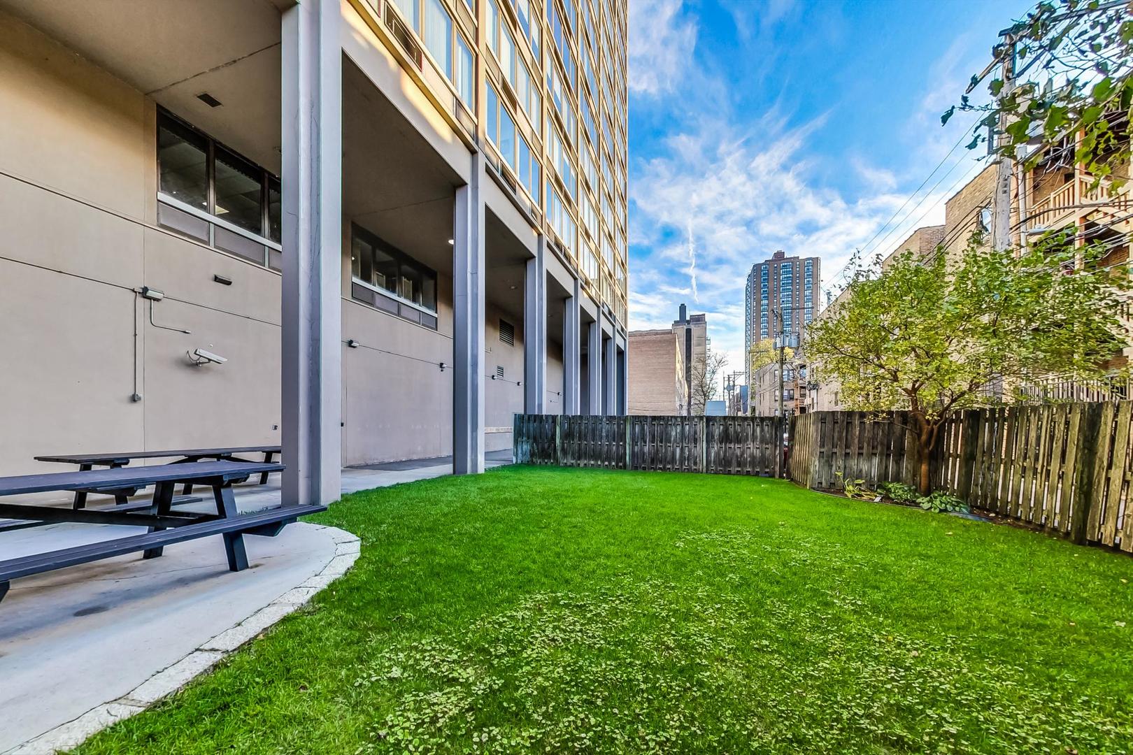 5320 North Sheridan Road, Unit 311 Chicago, IL 60640 - Photo 38 of 42 Gallery Image 38