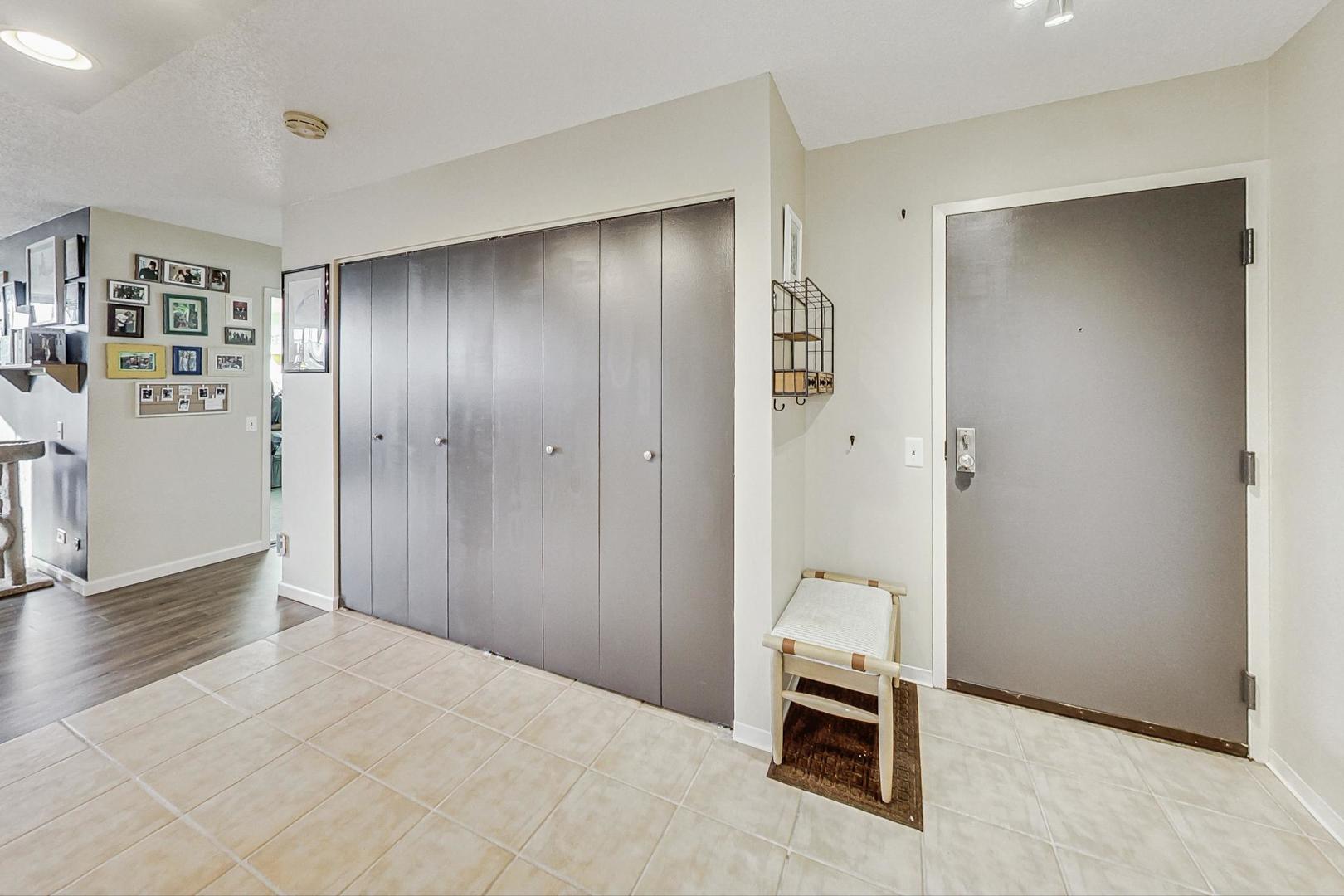5320 North Sheridan Road, Unit 311 Chicago, IL 60640 - Photo 6 of 42 Gallery Image 6