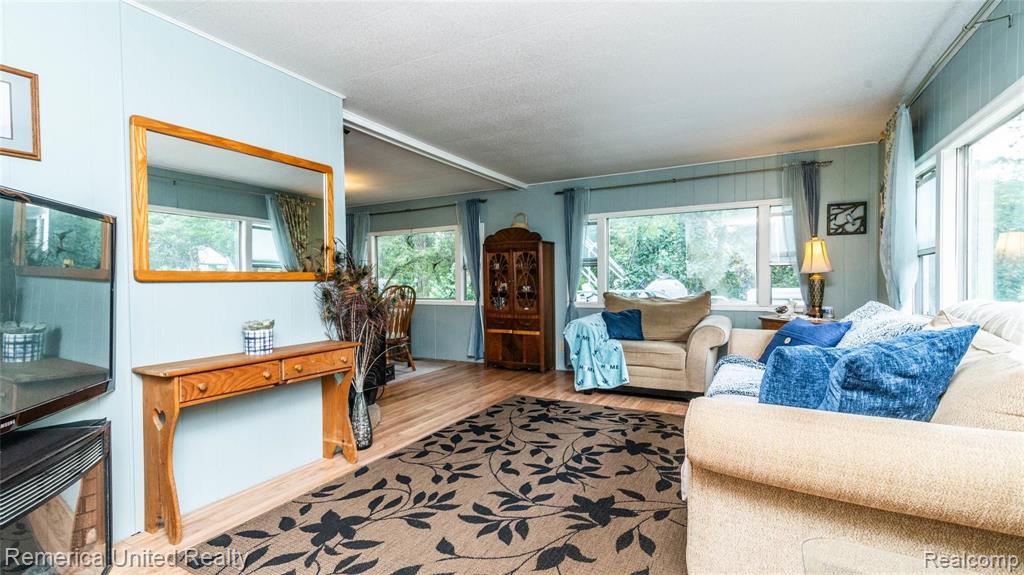 7544 Ore Lake Road Brighton, MI 48116 - Photo 7 of 48 Gallery Image 7