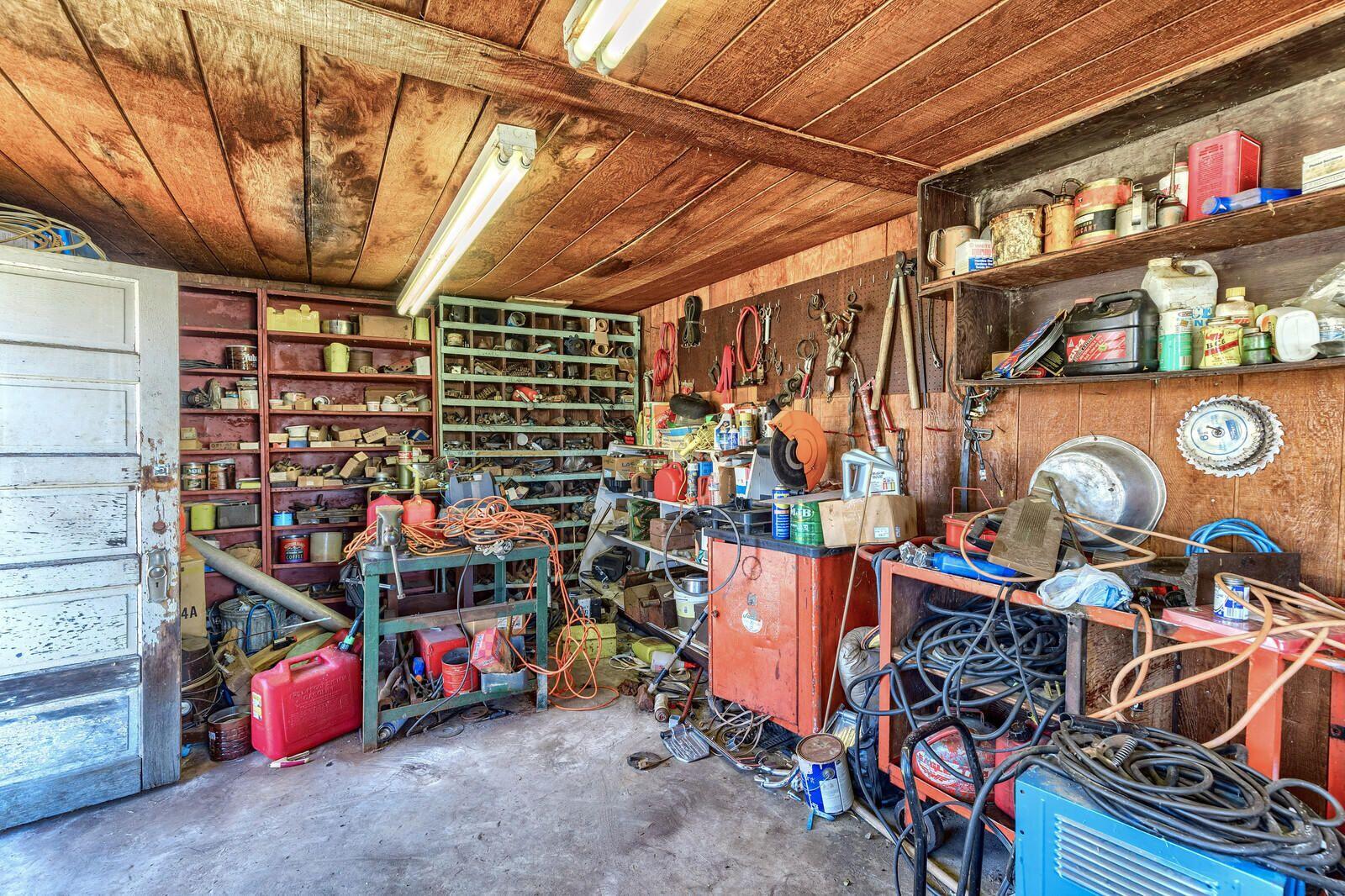 895 Nick Young Road Eagle Point, OR 97524 - Photo 55 of 61 20210402030047827988000000-o