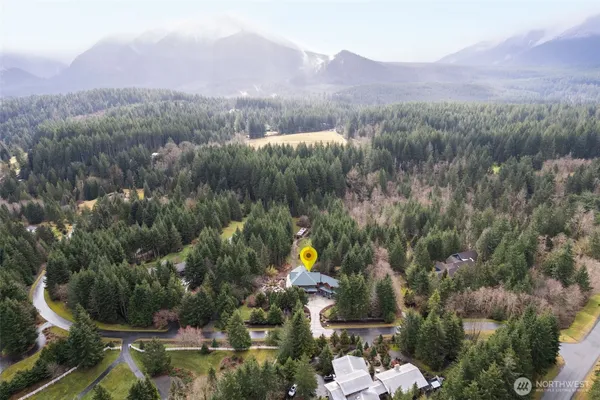 $3,271,500 | 43013 Southeast 163rd Street, North Bend, WA 98045
