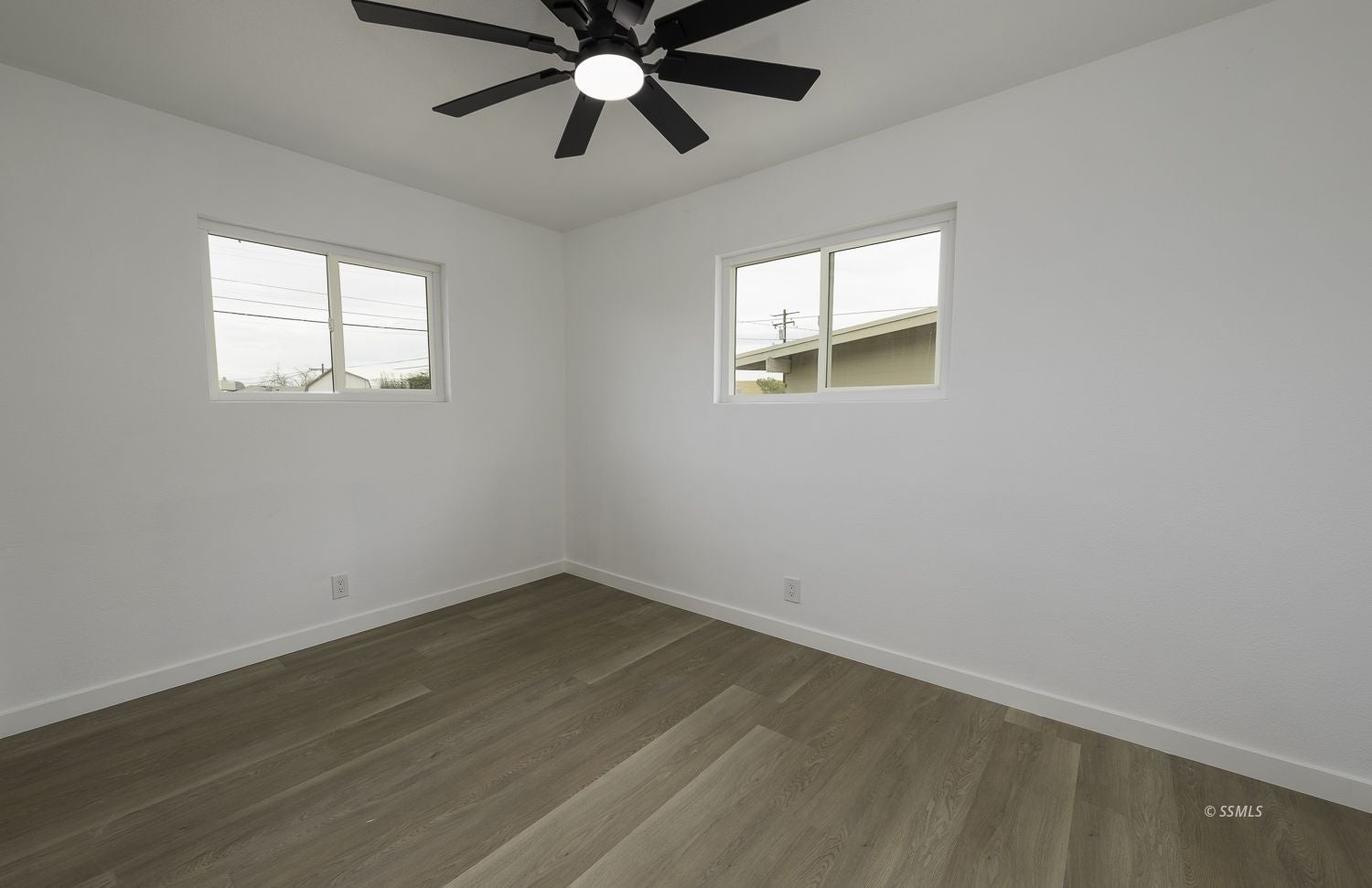 236 West Perdew Avenue Ridgecrest, CA 93555 - Photo 13 of 26 Gallery Image 13