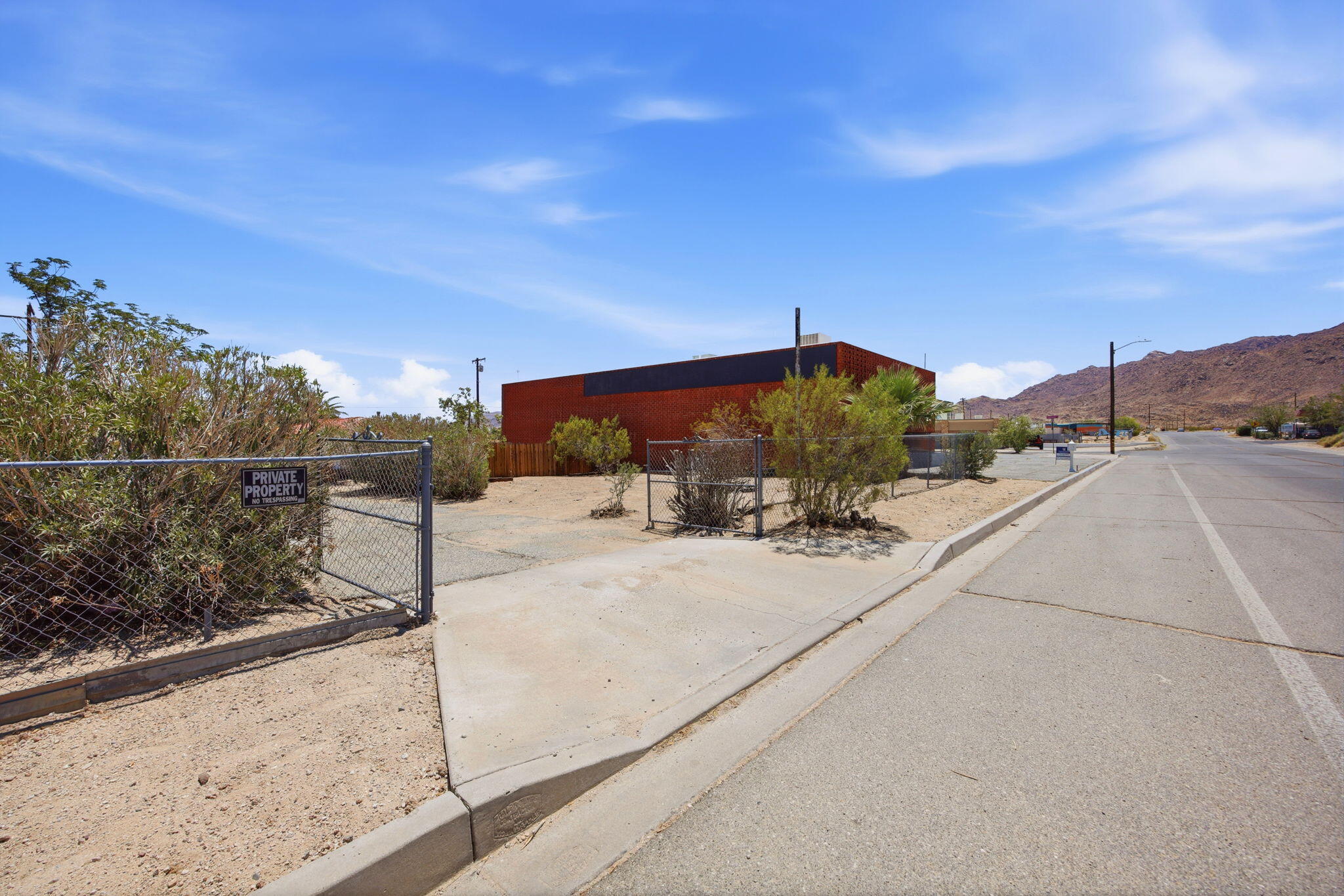 6757 Adobe Road Twentynine Palms, CA 92277 - Photo 11 of 61 11-web-or-mls-11