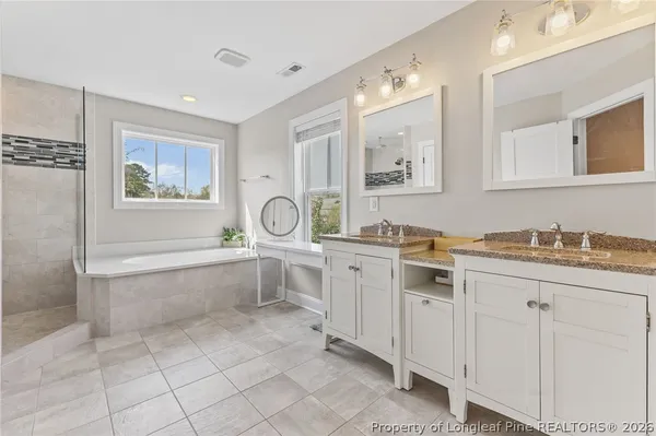 $425,000 | 502 Oakridge Avenue, Fayetteville, NC 28305