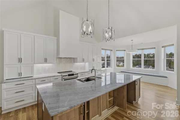 $864,999 | 2615 Vista Lane Northeast, Unit 44, Conover, NC 28613