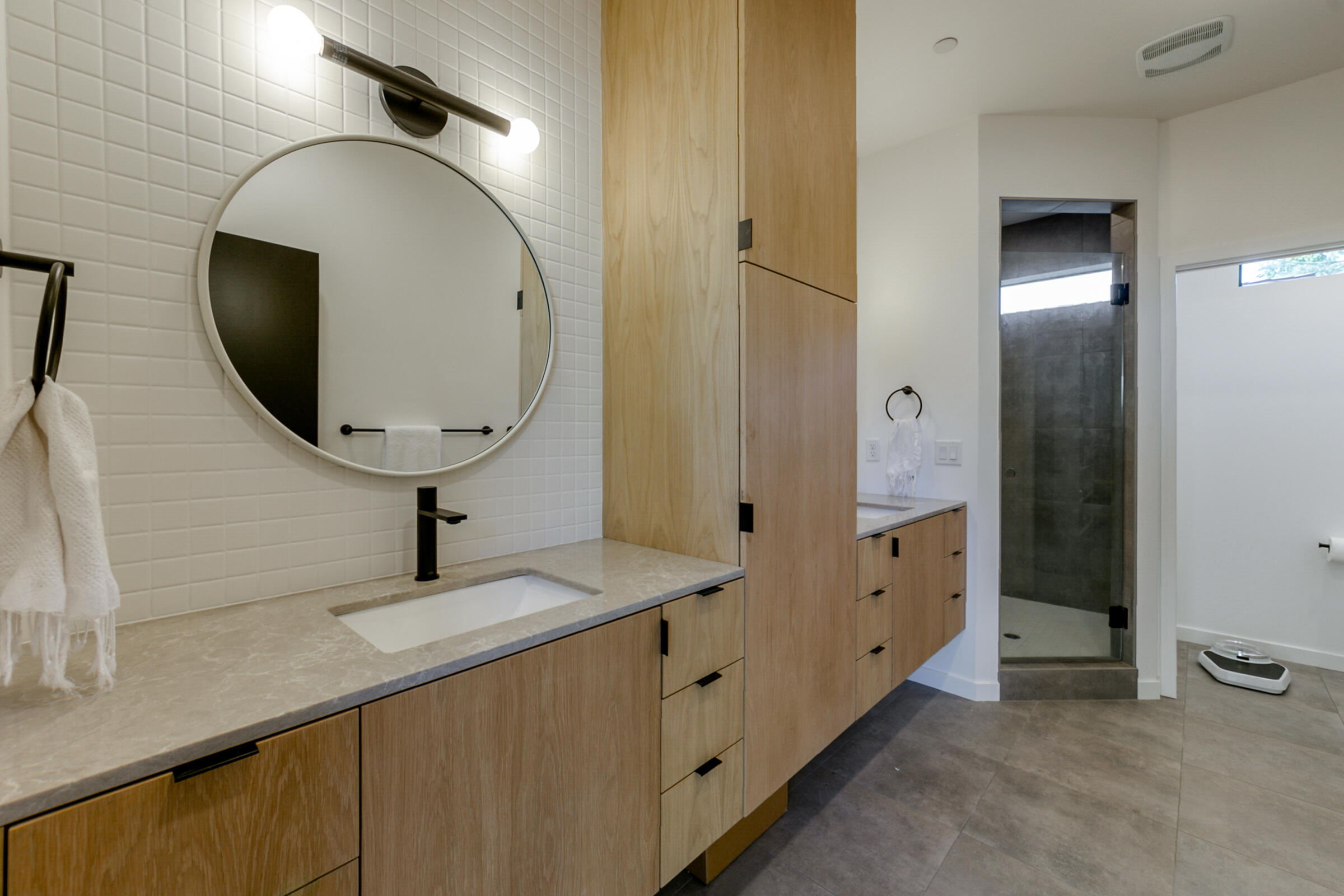 288 Tourmaline Way Redding, CA 96003 - Photo 22 of 46 a bathroom with a sink and a mirror