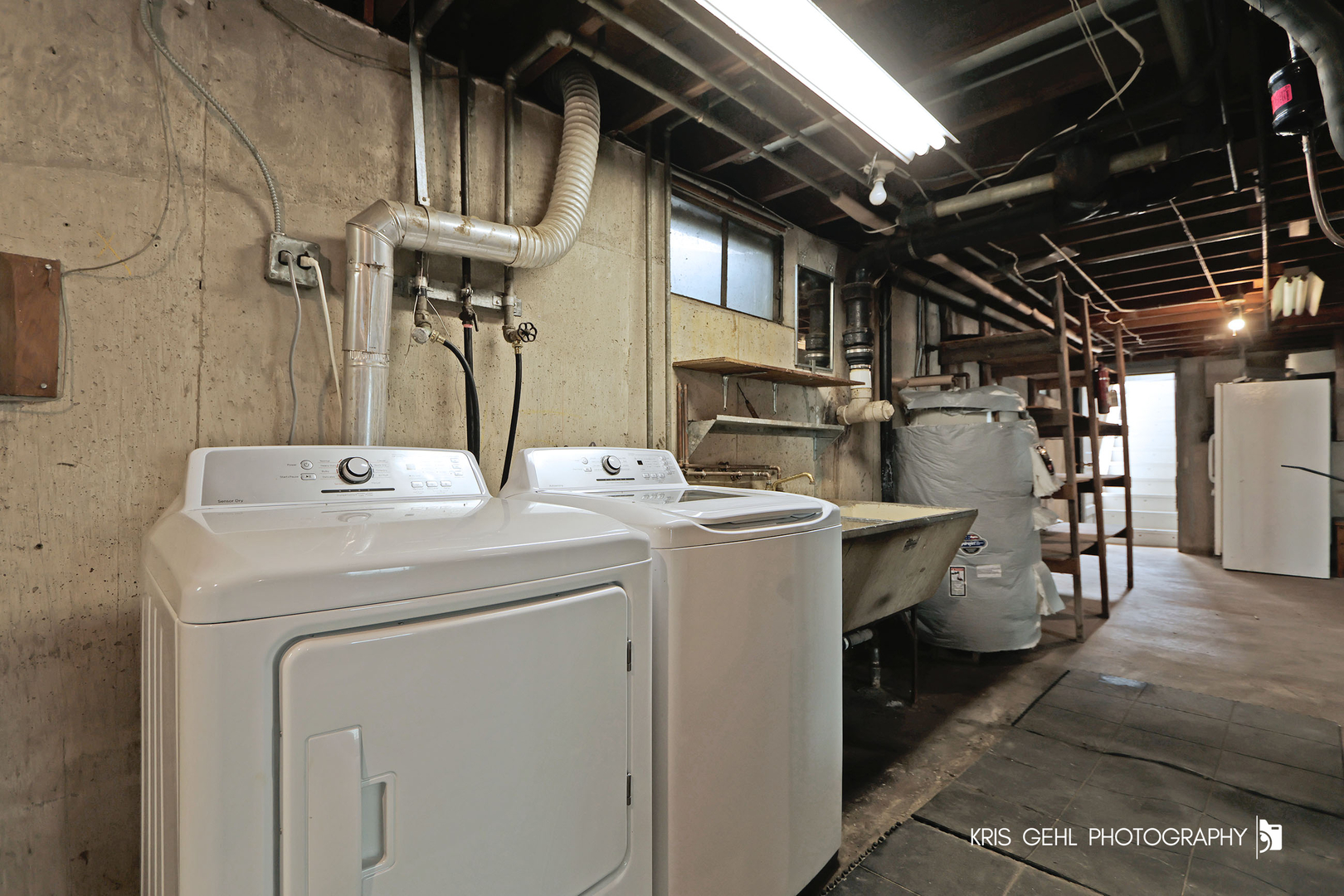 24260 Town Line Road Lake Villa, IL 60046 - Photo 16 of 20 a utility room with dryer and washer
