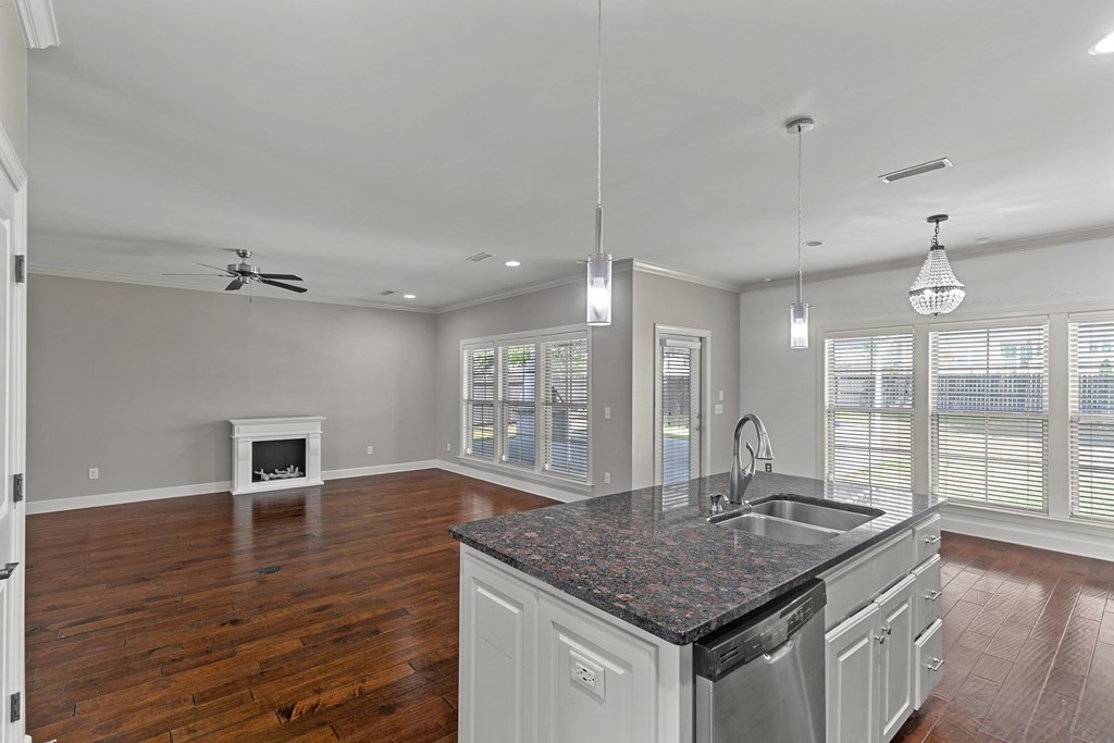 202 Cotton Ridge Lane Dothan, AL 36301 - Photo 6 of 58
