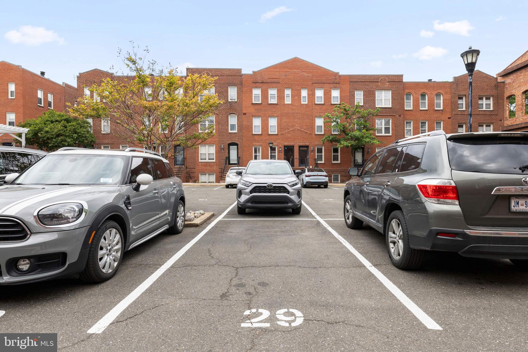 22 15th Street Northeast, Unit 22 Washington, DC 20003 - Photo 34 of 40
