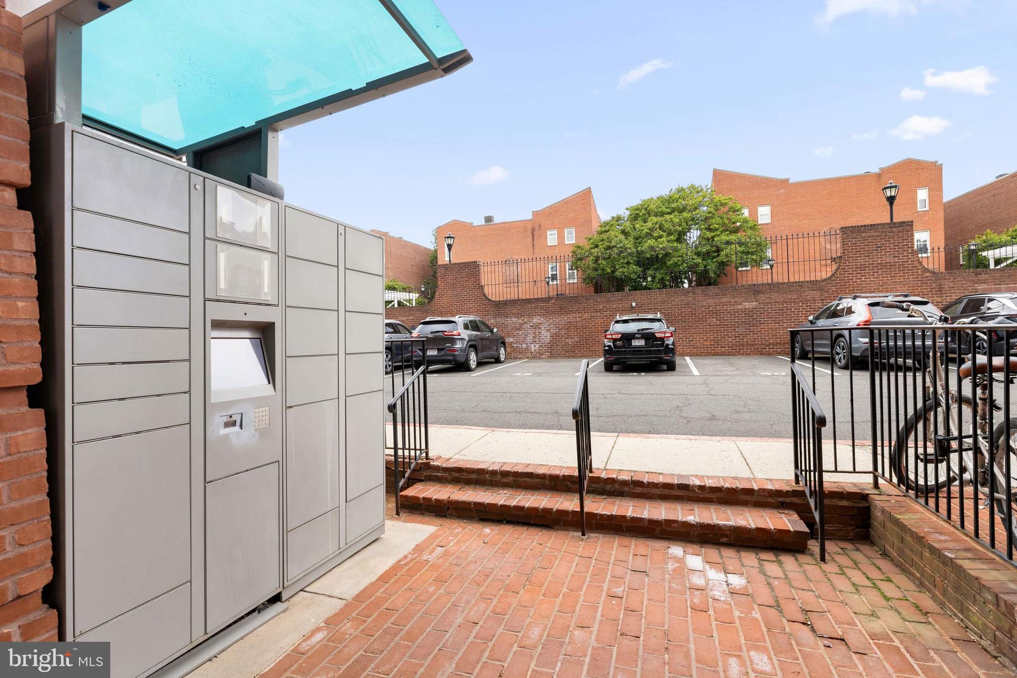 22 15th Street Northeast, Unit 22 Washington, DC 20003 - Photo 39 of 40