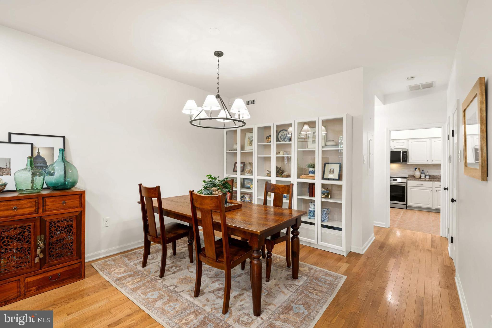 22 15th Street Northeast, Unit 22 Washington, DC 20003 - Photo 8 of 40