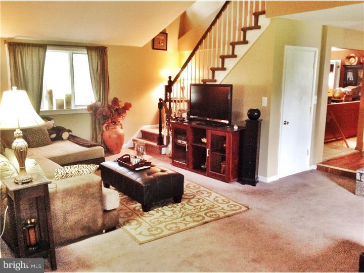 1942 Clearview Road Souderton, PA 18964 - Photo 2 of 22 Gallery Image 2