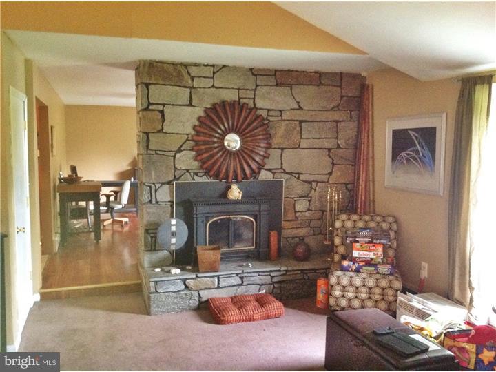 1942 Clearview Road Souderton, PA 18964 - Photo 3 of 22 Gallery Image 3