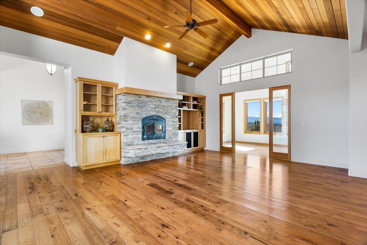 1004 Highland View Loop Redmond, OR 97756 - Photo 12 of 95 16-DSC06027