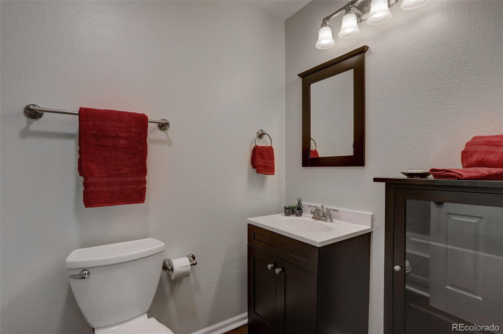 9212 Camelback Street Highlands Ranch, CO 80126 - Photo 18 of 33 Gallery Image 18