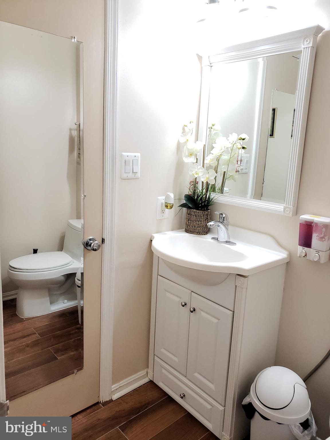 4901 Powell Road Fairfax, VA 22032 - Photo 39 of 64 Half Bath Main Floor