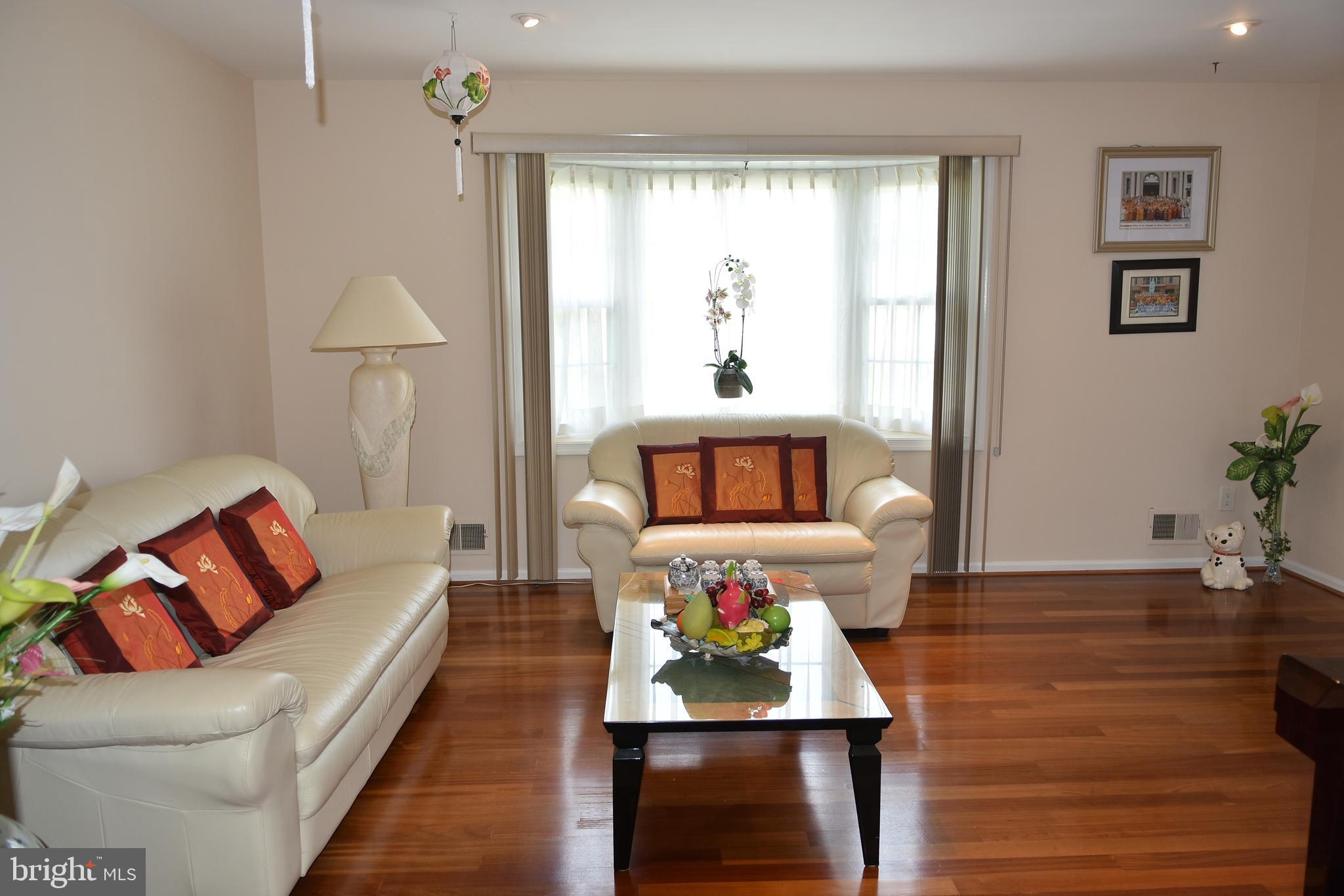 4901 Powell Road Fairfax, VA 22032 - Photo 10 of 64 Gallery Image 10