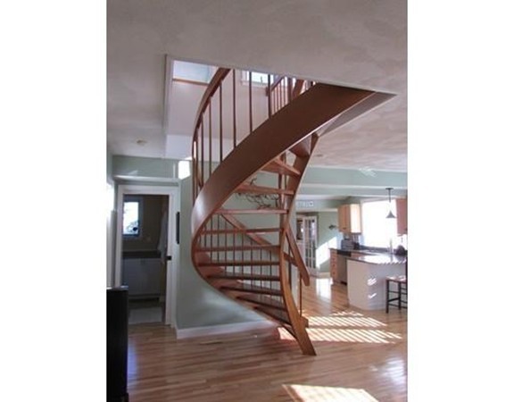 19 Skytop Road Ipswich, MA 01938 - Photo 17 of 28 Gallery Image 17