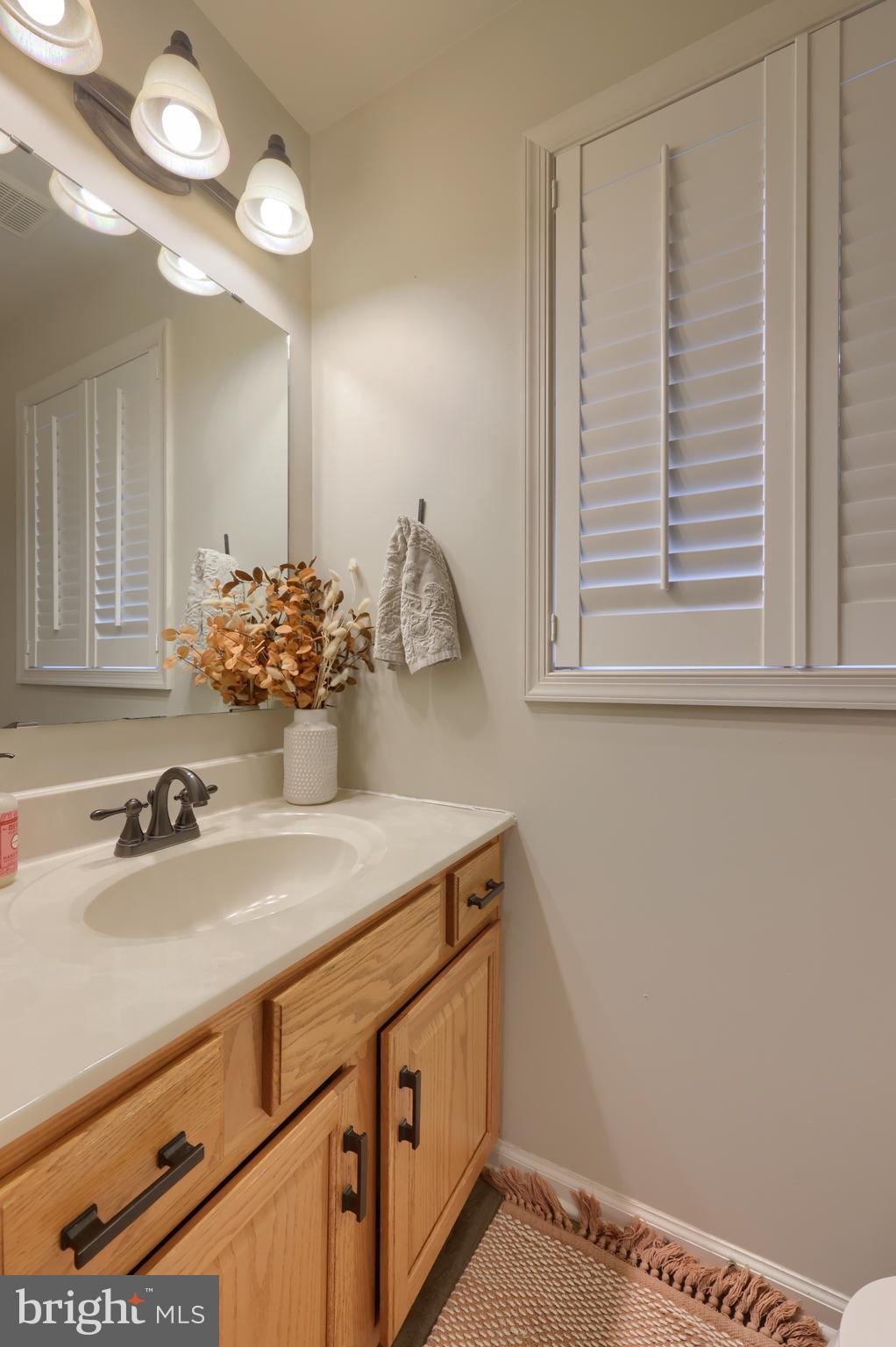 129 West 7th Street Lititz, PA 17543 - Photo 23 of 37