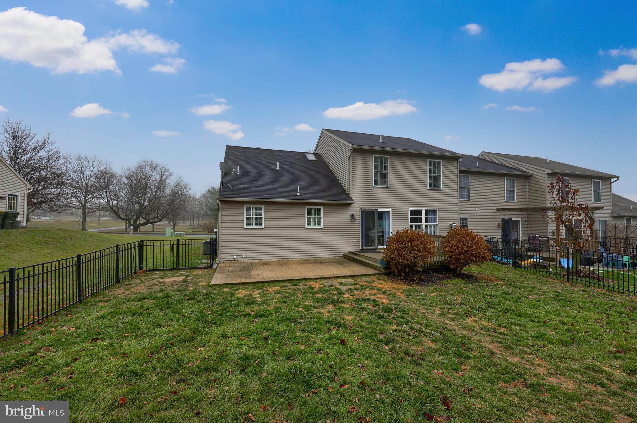 129 West 7th Street Lititz, PA 17543 - Photo 6 of 37